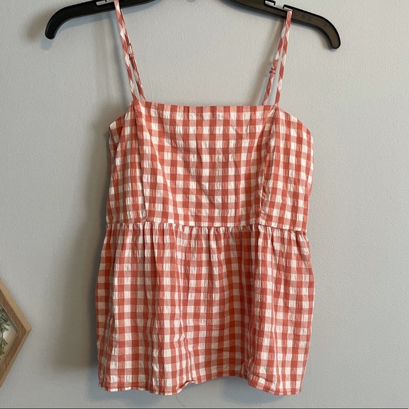 Worn once. Adjustable straps. Super comfortable - Picture 2 of 4